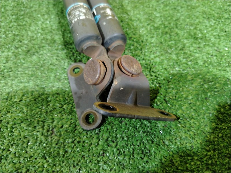 амортизатор багажника, 350 рублей, Красноярск