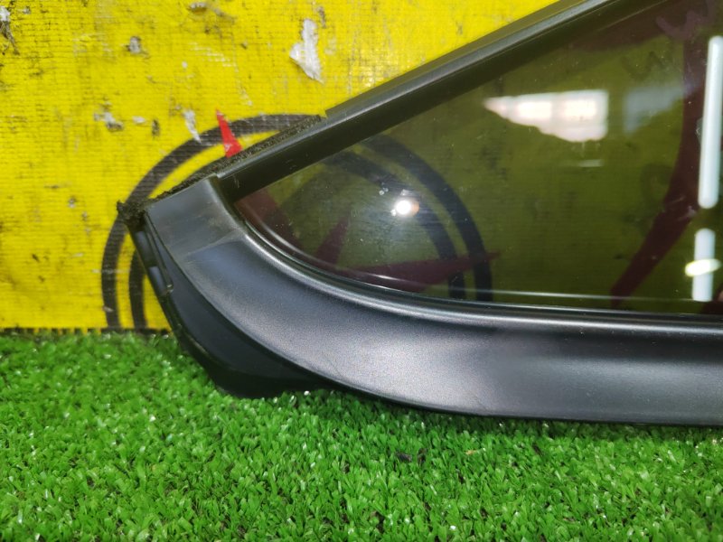 стекло боковое, 1000 рублей, Красноярск