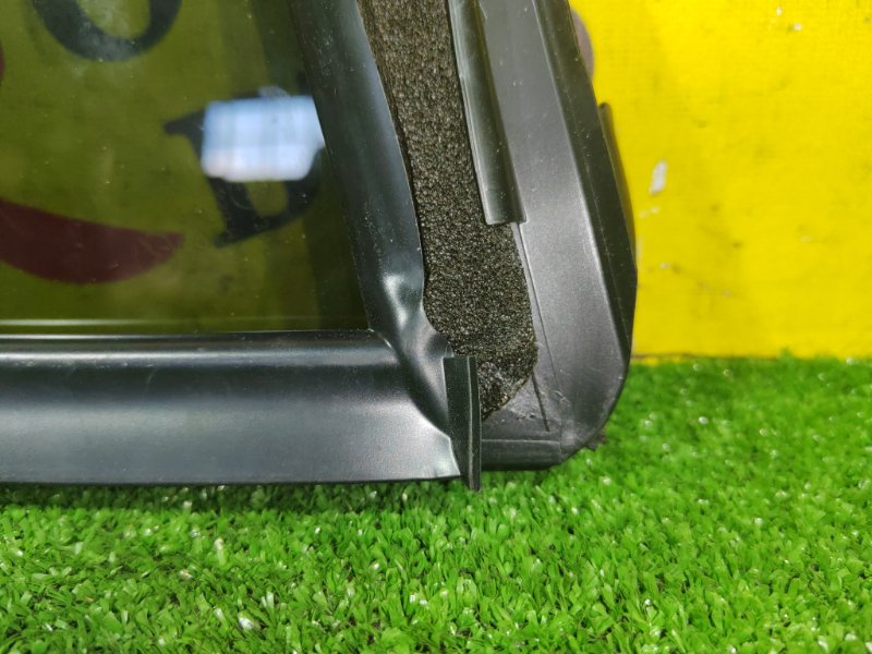 стекло боковое, 1000 рублей, Красноярск