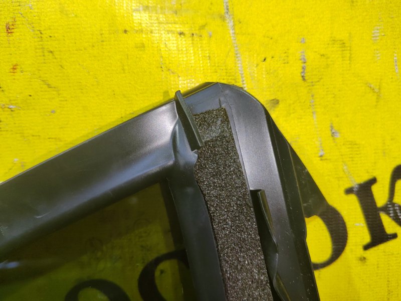 стекло боковое, 1000 рублей, Красноярск