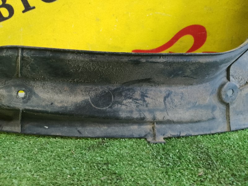 Подкрылок, 350 рублей, Красноярск