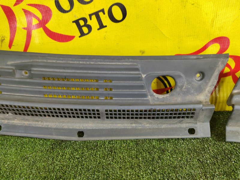 Решетка под лобовое стекло, 300 рублей, Красноярск