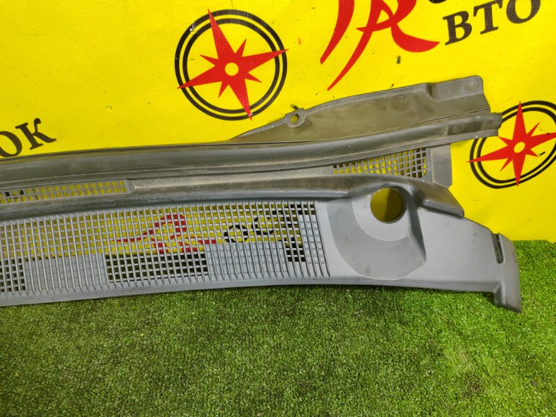 Решетка под лобовое стекло, 300 рублей, Красноярск