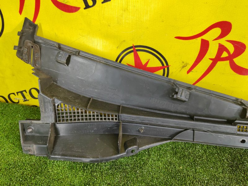 Решетка под лобовое стекло, 300 рублей, Красноярск