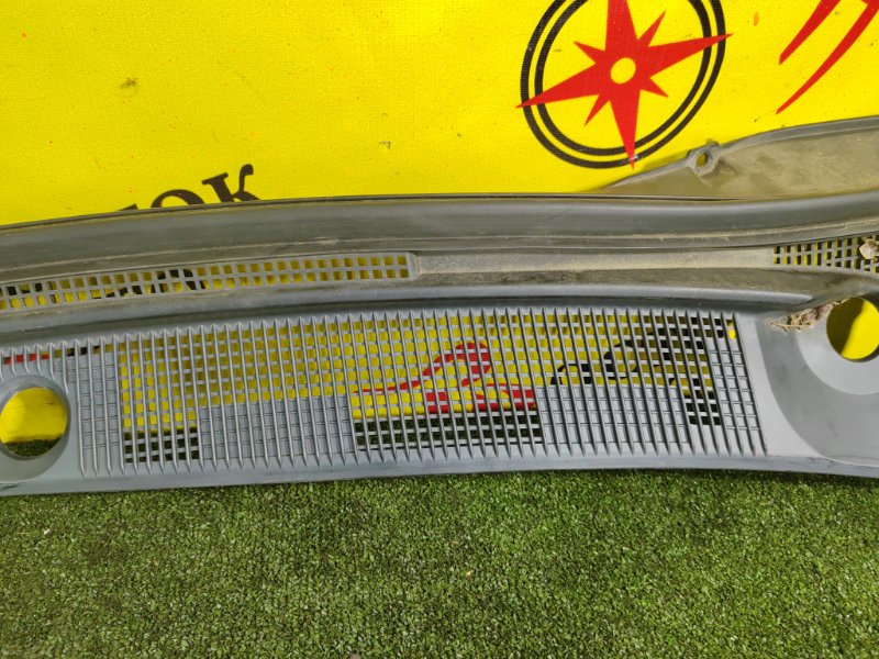 Решетка под лобовое стекло, 300 рублей, Красноярск