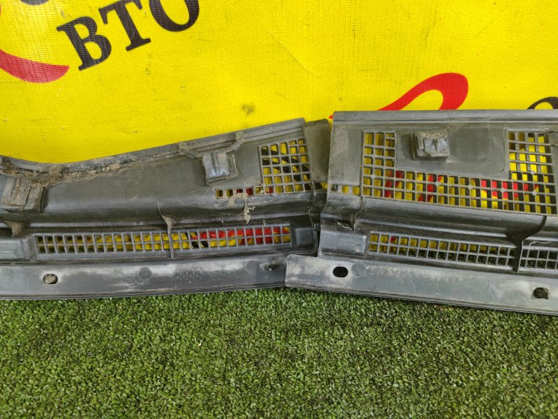 Решетка под лобовое стекло, 300 рублей, Красноярск