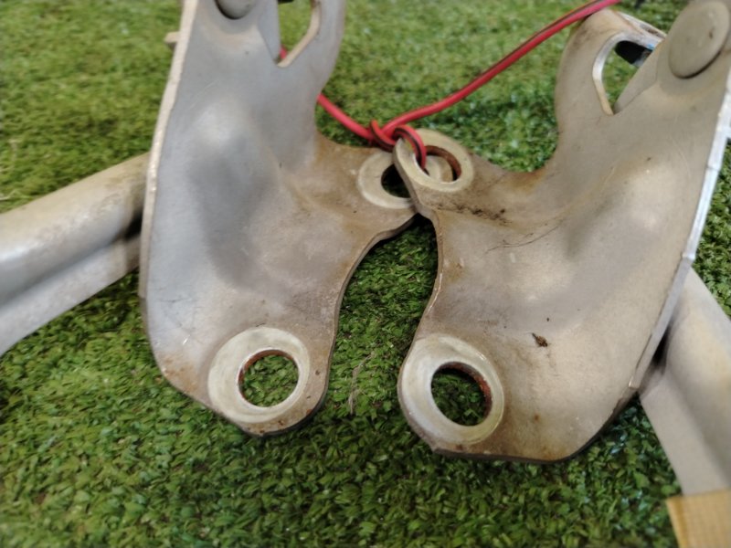 Петля капота, 200 рублей, Красноярск