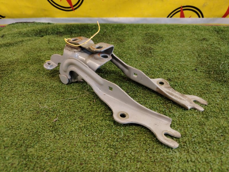 Петля капота, 200 рублей, Красноярск