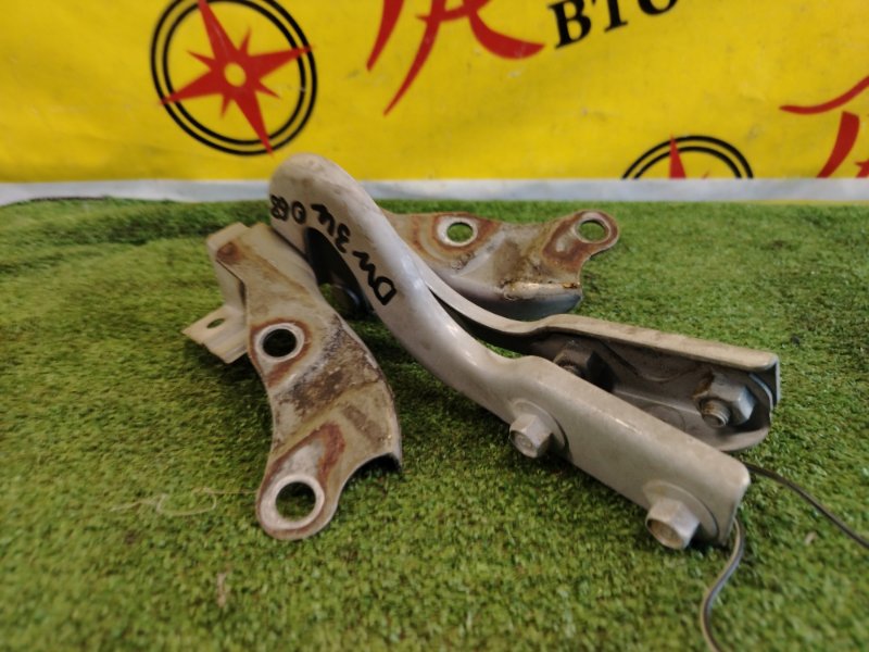 Петля капота, 500 рублей, Красноярск