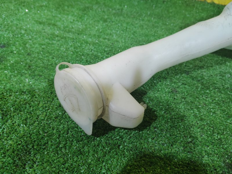 Бачок стеклоомывателя, 100 рублей, Красноярск