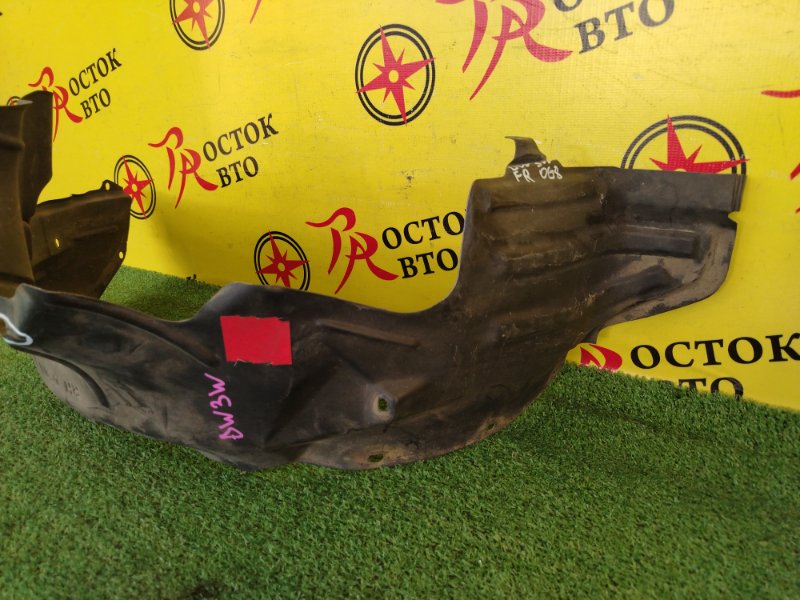 Подкрылок, 300 рублей, Красноярск