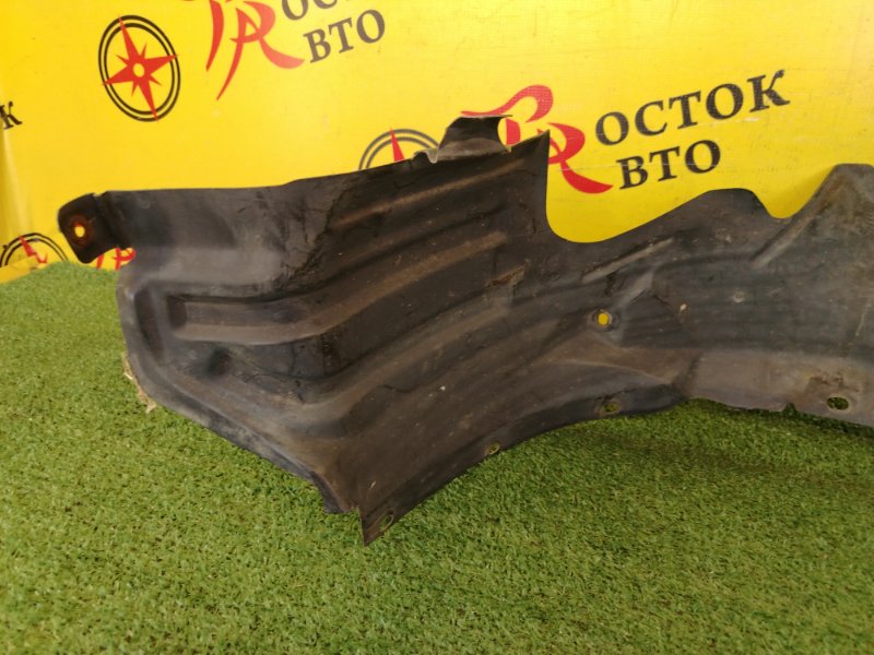 Подкрылок, 300 рублей, Красноярск