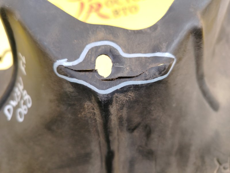 Подкрылок, 300 рублей, Красноярск