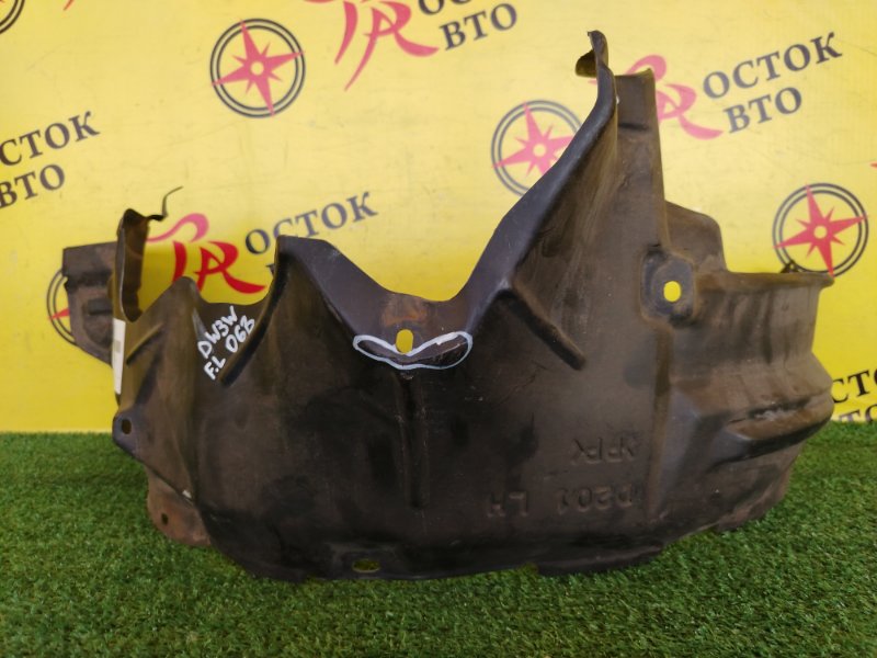 Подкрылок, 300 рублей, Красноярск