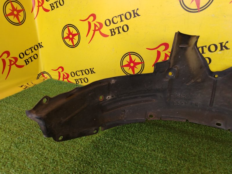 Подкрылок, 300 рублей, Красноярск