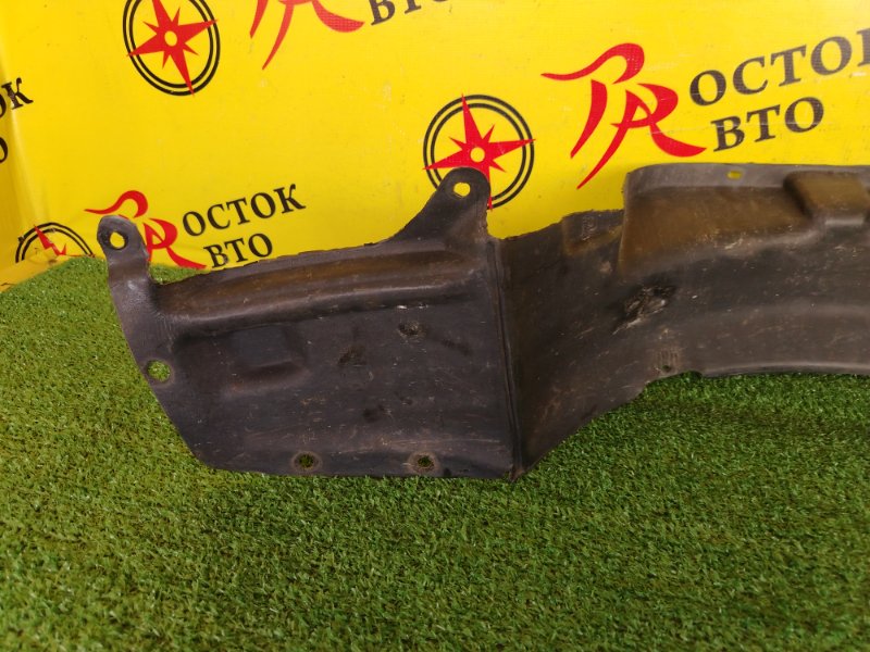 Подкрылок, 1000 рублей, Красноярск