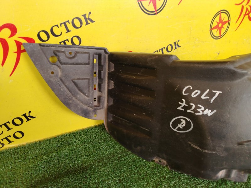 Подкрылок, 1300 рублей, Красноярск