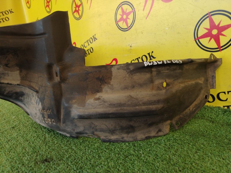 Подкрылок, 300 рублей, Красноярск