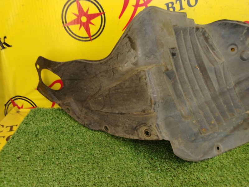 Подкрылок, 1000 рублей, Красноярск