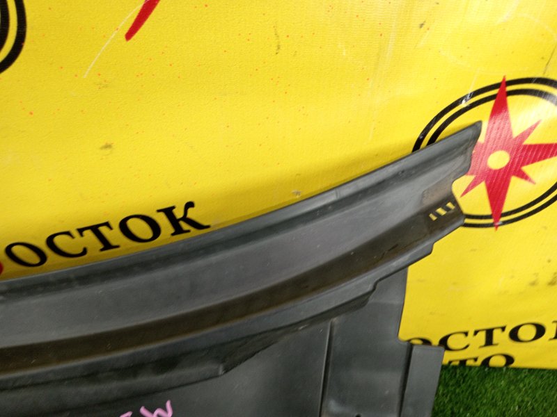 Решетка под лобовое стекло, 300 рублей, Красноярск