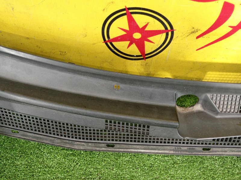 Решетка под лобовое стекло, 300 рублей, Красноярск