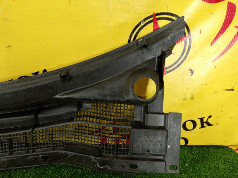 Решетка под лобовое стекло, 300 рублей, Красноярск