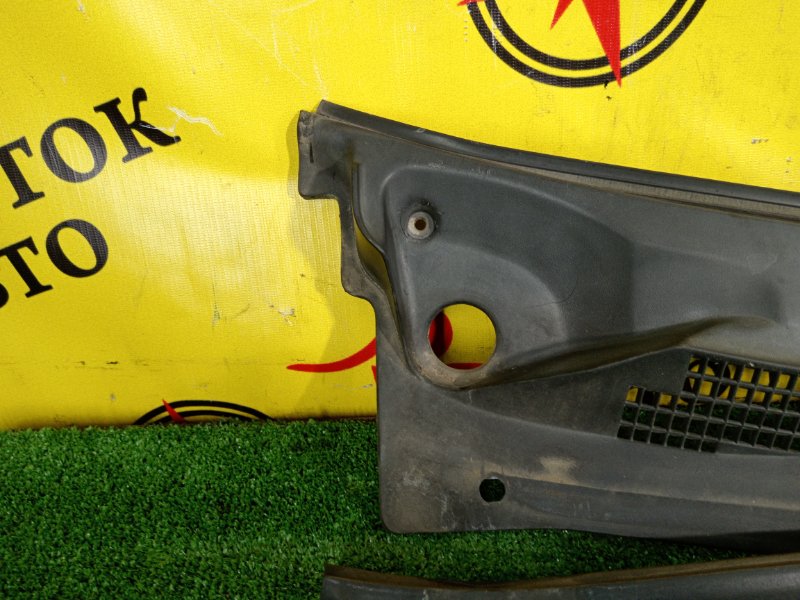 Решетка под лобовое стекло, 300 рублей, Красноярск