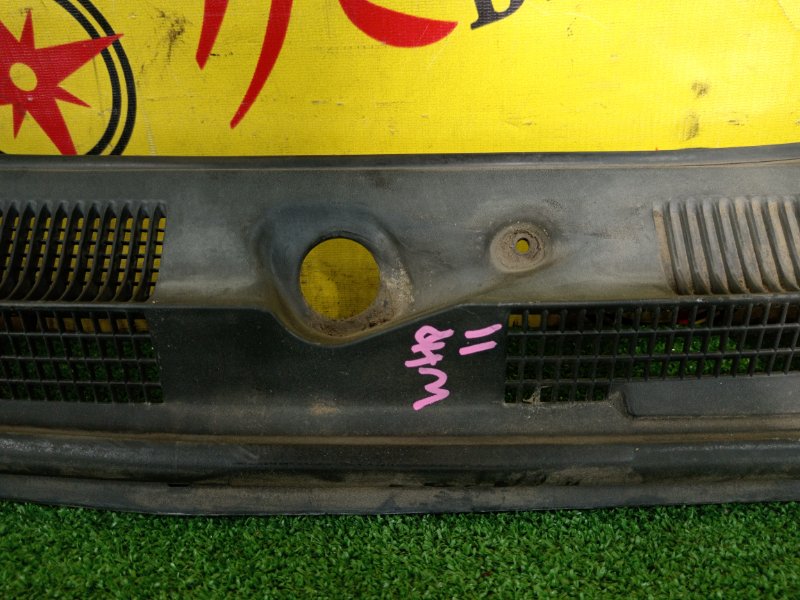 Решетка под лобовое стекло, 300 рублей, Красноярск