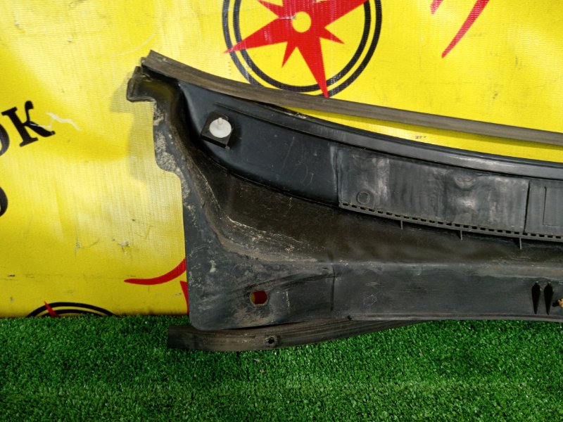 Решетка под лобовое стекло, 300 рублей, Красноярск