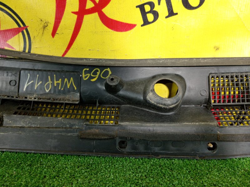 Решетка под лобовое стекло, 300 рублей, Красноярск