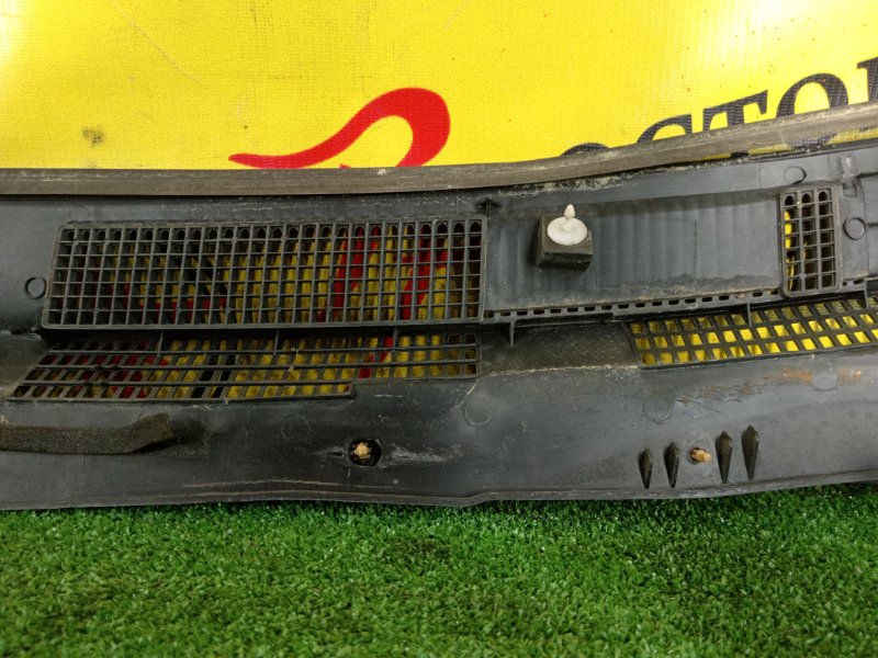 Решетка под лобовое стекло, 300 рублей, Красноярск