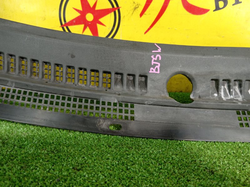 Решетка под лобовое стекло, 350 рублей, Красноярск