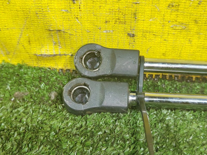 амортизатор багажника, 400 рублей, Красноярск