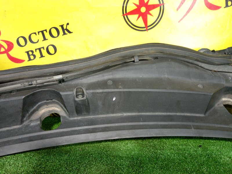 Решетка под лобовое стекло, 2500 рублей, Красноярск