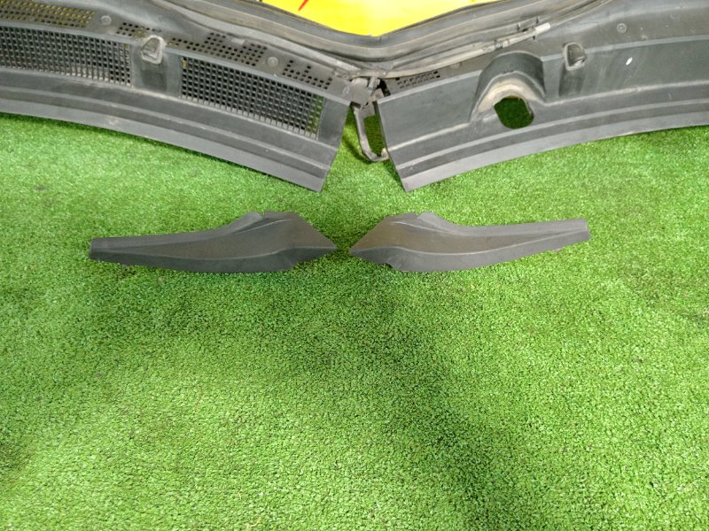 Решетка под лобовое стекло, 2500 рублей, Красноярск