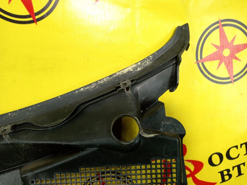 Решетка под лобовое стекло, 300 рублей, Красноярск