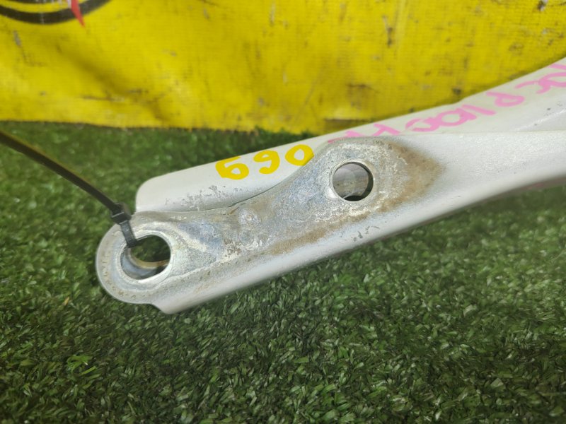 Петля капота, 300 рублей, Красноярск