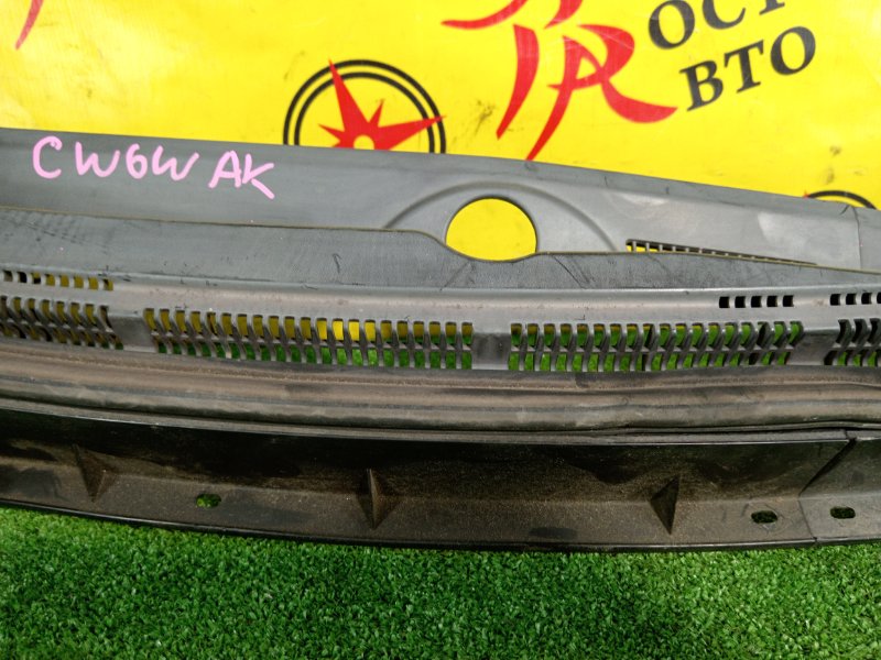 Решетка под лобовое стекло, 300 рублей, Красноярск