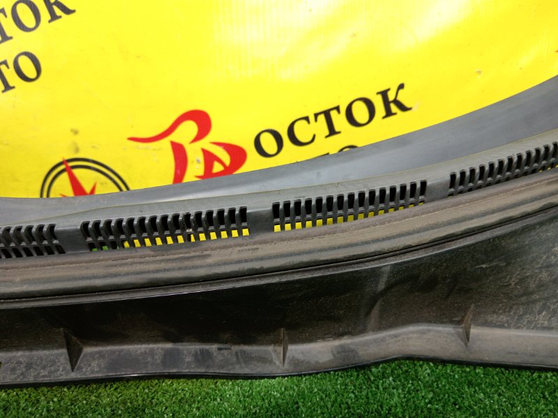 Решетка под лобовое стекло, 300 рублей, Красноярск