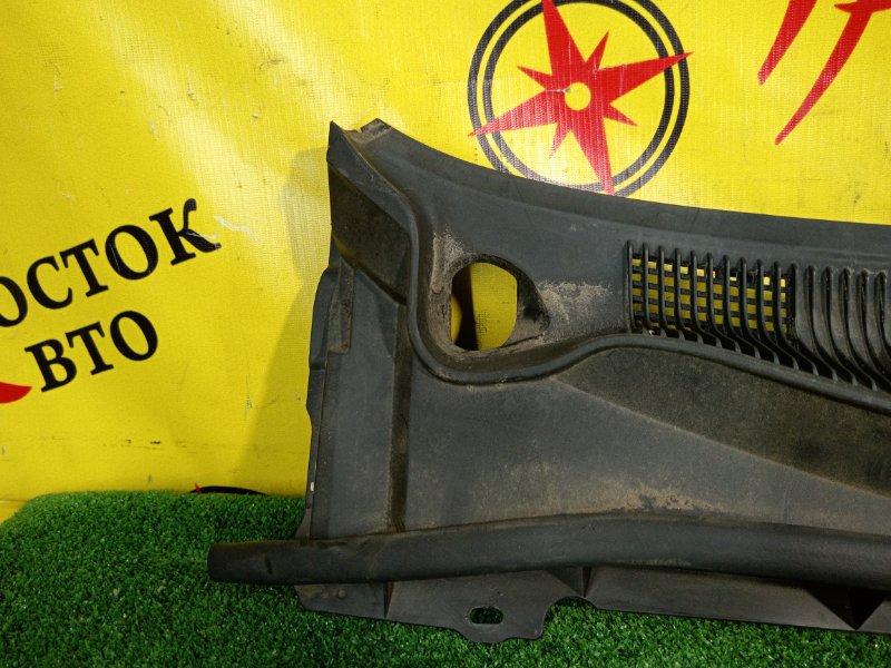 Решетка под лобовое стекло, 300 рублей, Красноярск