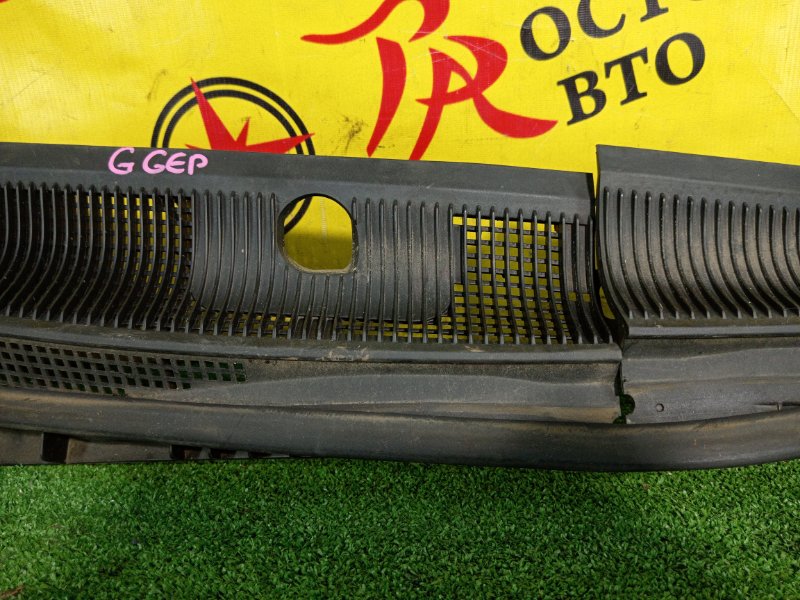 Решетка под лобовое стекло, 300 рублей, Красноярск