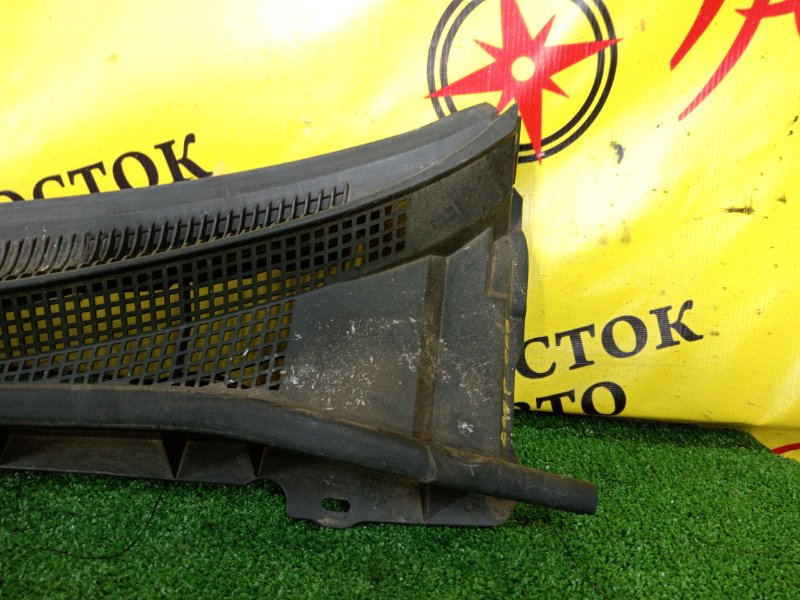 Решетка под лобовое стекло, 300 рублей, Красноярск