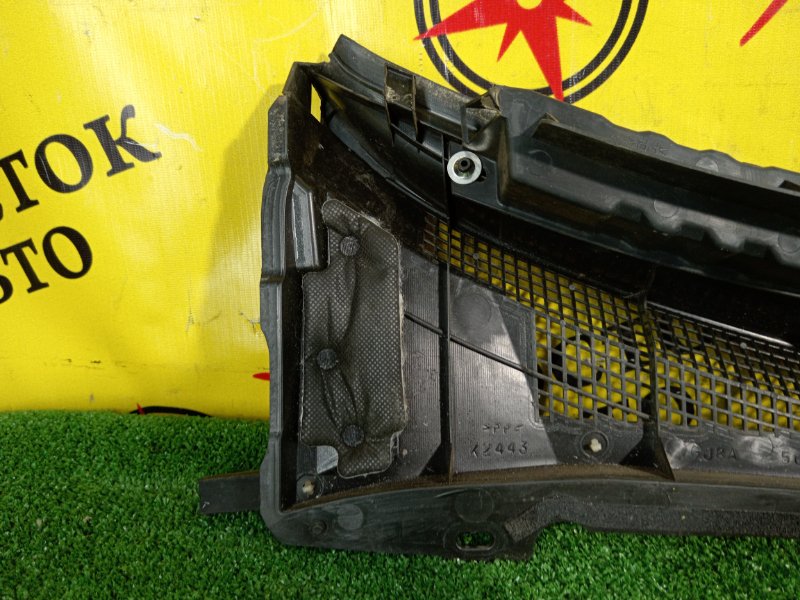 Решетка под лобовое стекло, 300 рублей, Красноярск