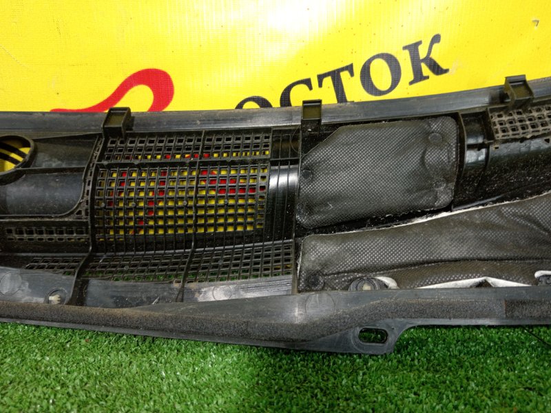 Решетка под лобовое стекло, 300 рублей, Красноярск