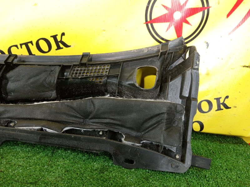 Решетка под лобовое стекло, 300 рублей, Красноярск