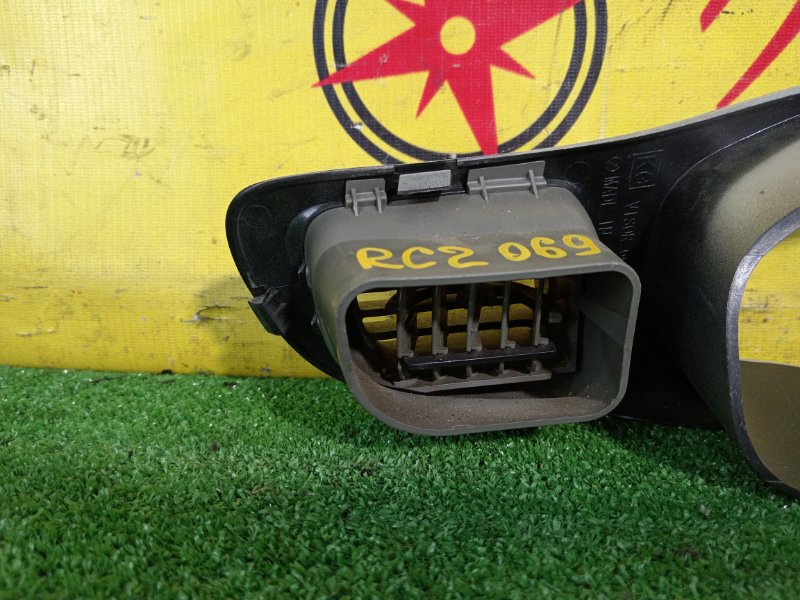 Консоль панели приборов, 1000 рублей, Красноярск