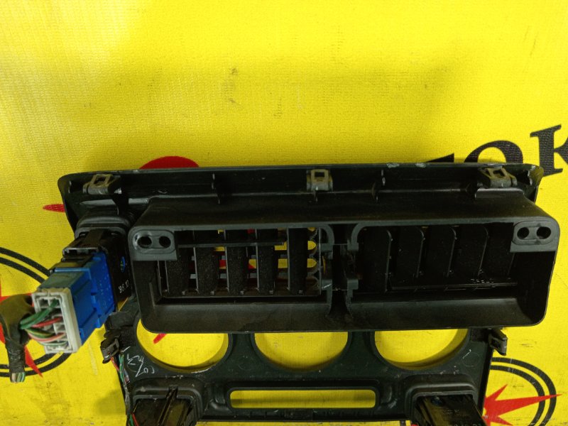 рамка магнитофона, 300 рублей, Красноярск