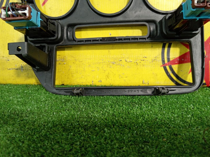 рамка магнитофона, 300 рублей, Красноярск