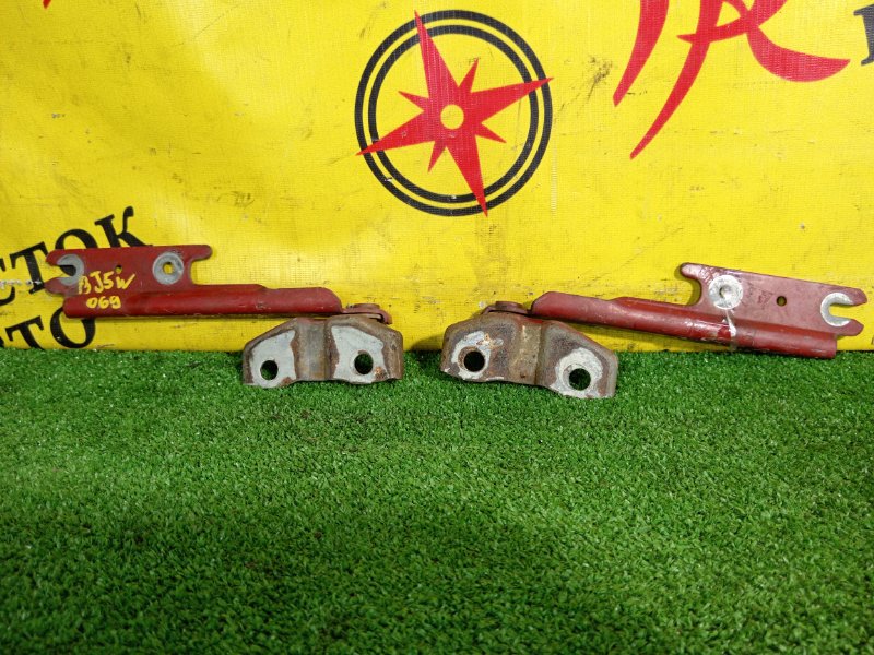 Петля капота, 300 рублей, Красноярск