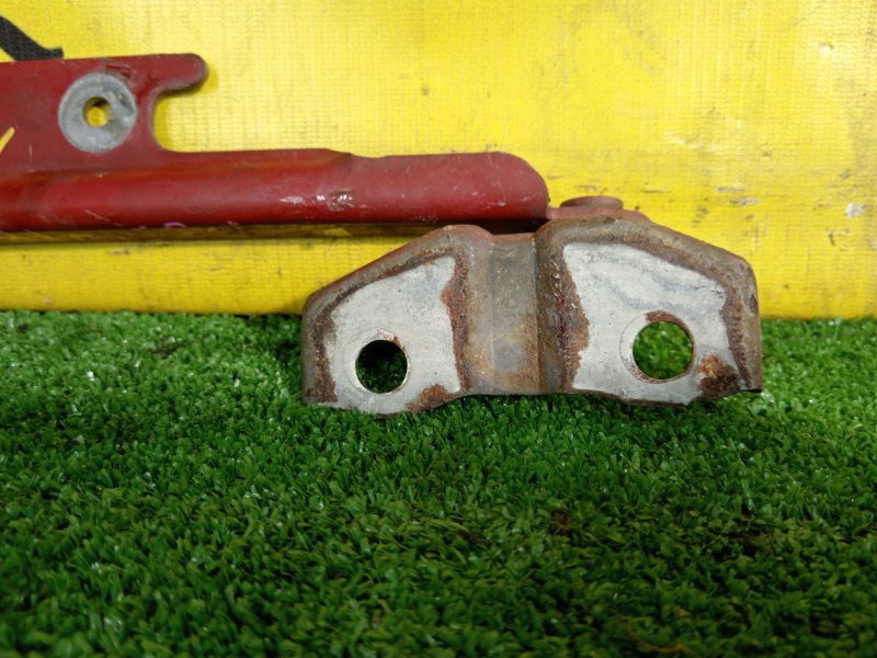 Петля капота, 300 рублей, Красноярск